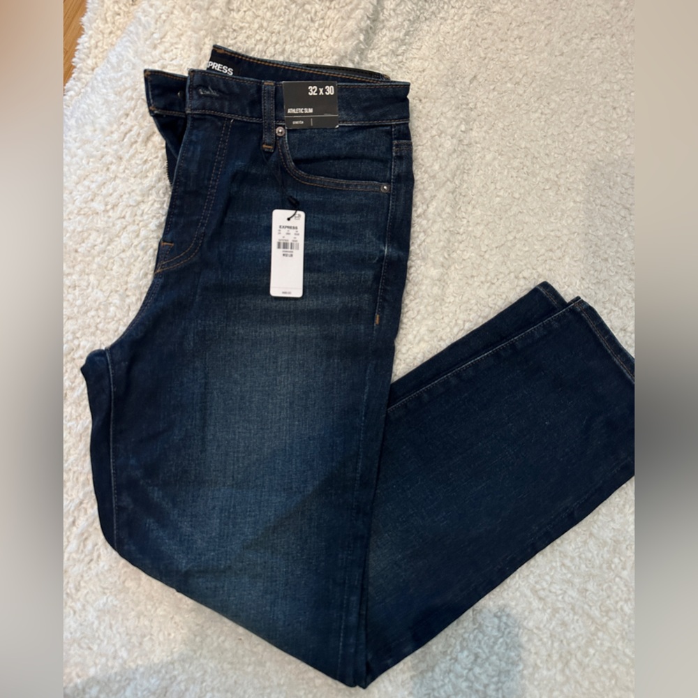 Men’s EXPRESS jeans NWT retail $88  waist 32 length 30 athletic slim stretch
